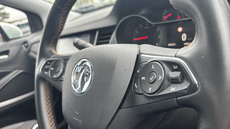 Vauxhall Crossland X 1.2T ecoTec [110] Tech Line Nav 5dr [6 Spd] [S/S] Petrol Hatchback